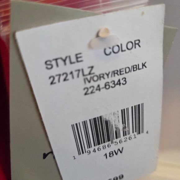 Ladies Danny & Nicholes dress - Picture 3 of 5